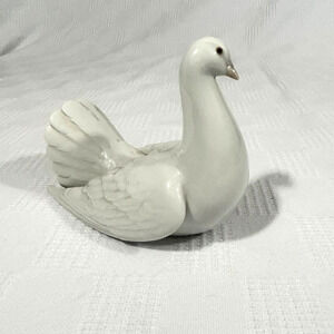 Lladro Porcelain Bird Figurine Proud Bird Dove 6290 Made in Spain Retired 96-99